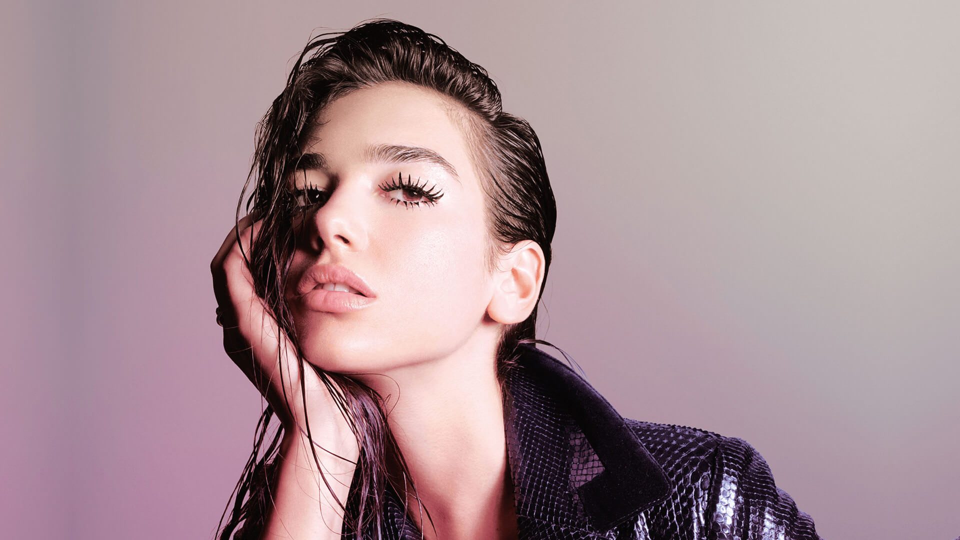 DUA LIPA